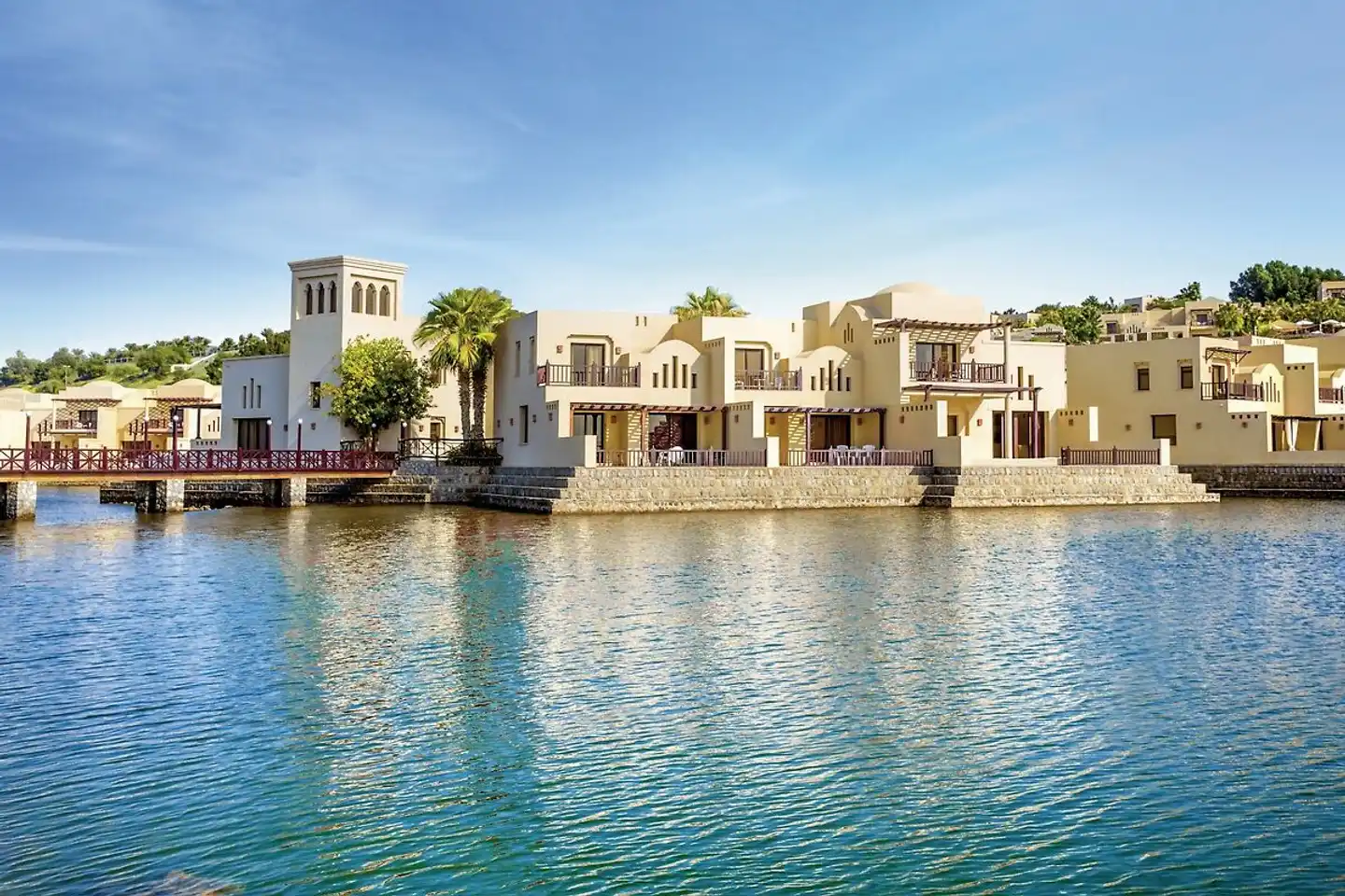 The Cove Rotana Resort Terrasse