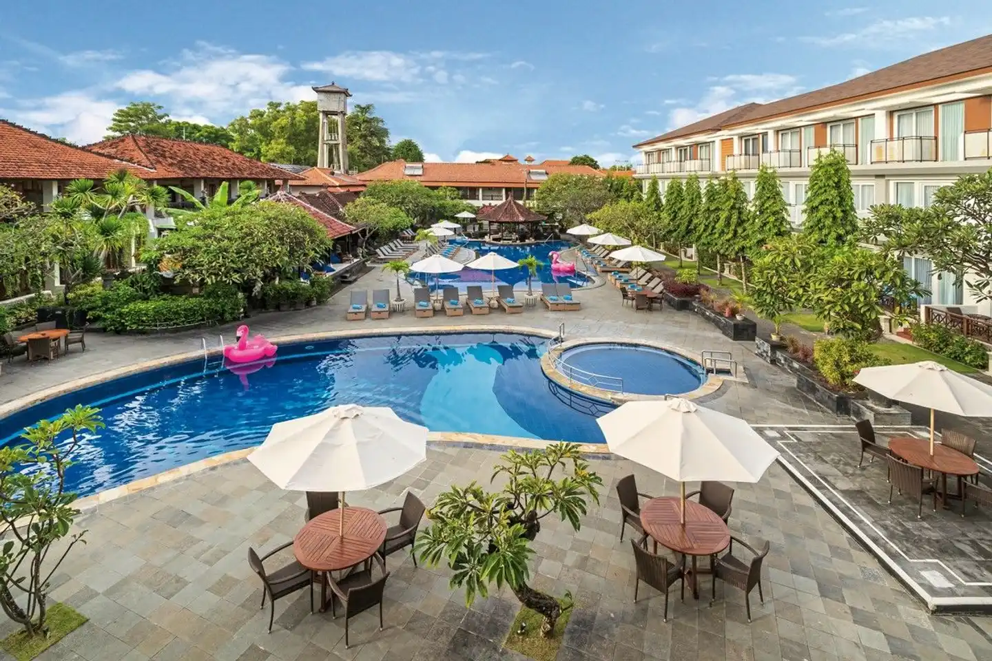 Kuta Beach Club Hotel Pool