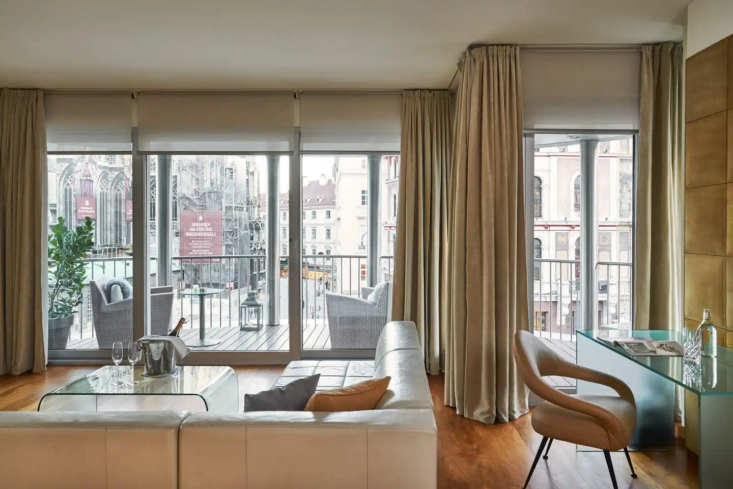 DO & CO Hotel Vienna Wohnbeispiel