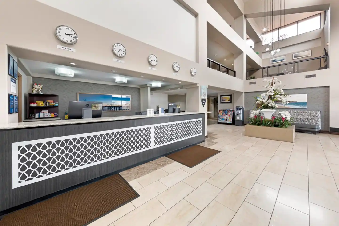 Best Western Plus Redondo Beach Inn Lobby