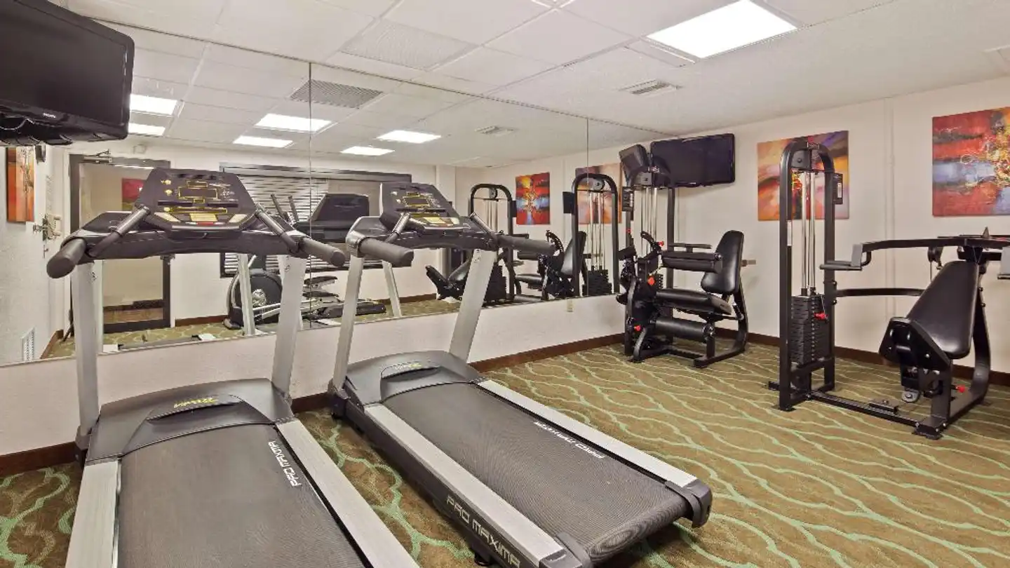 Best Western Plus University Inn Sport und Entertainment
