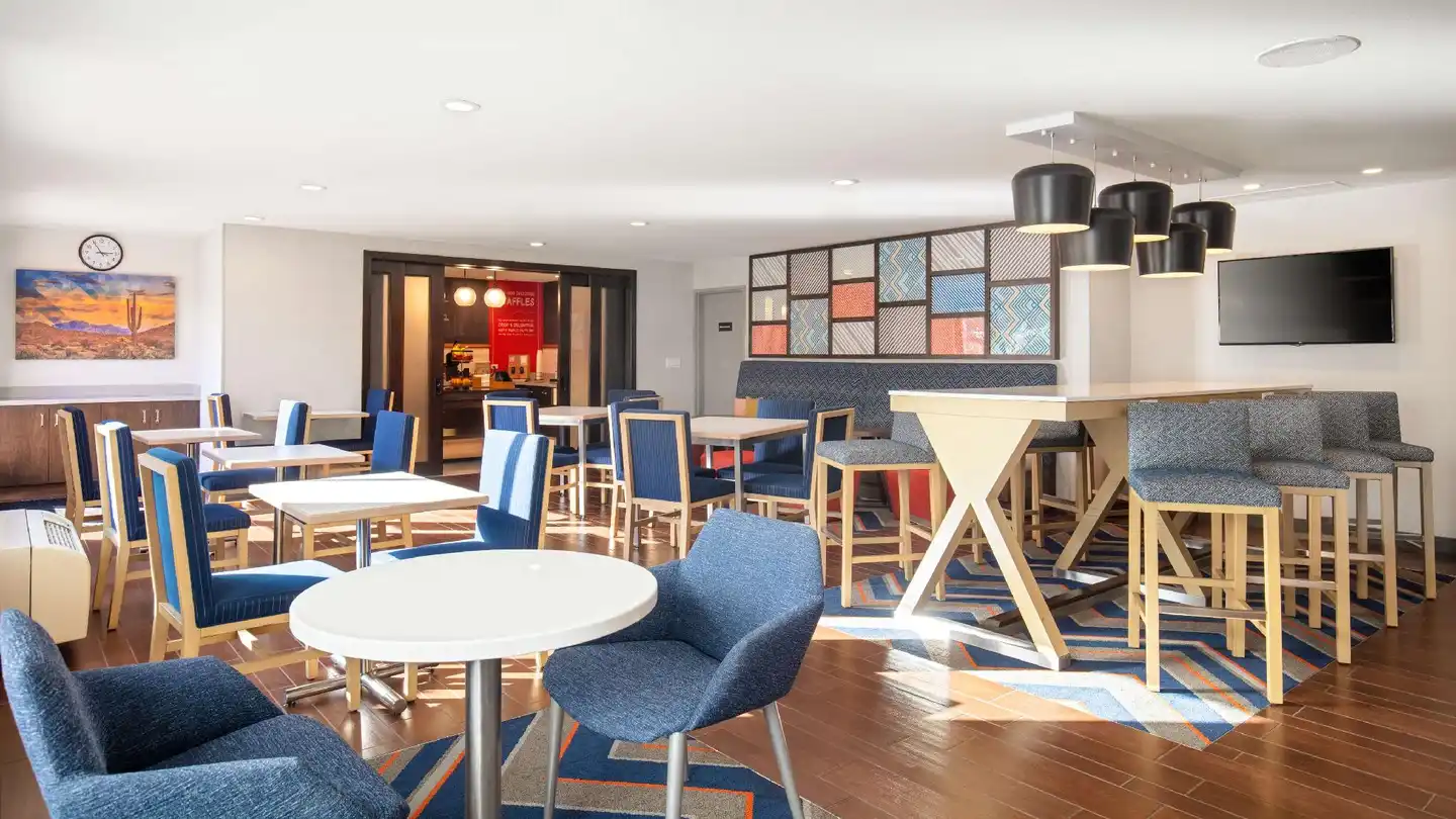Hilton Garden Inn Phoenix Midtown Lobby