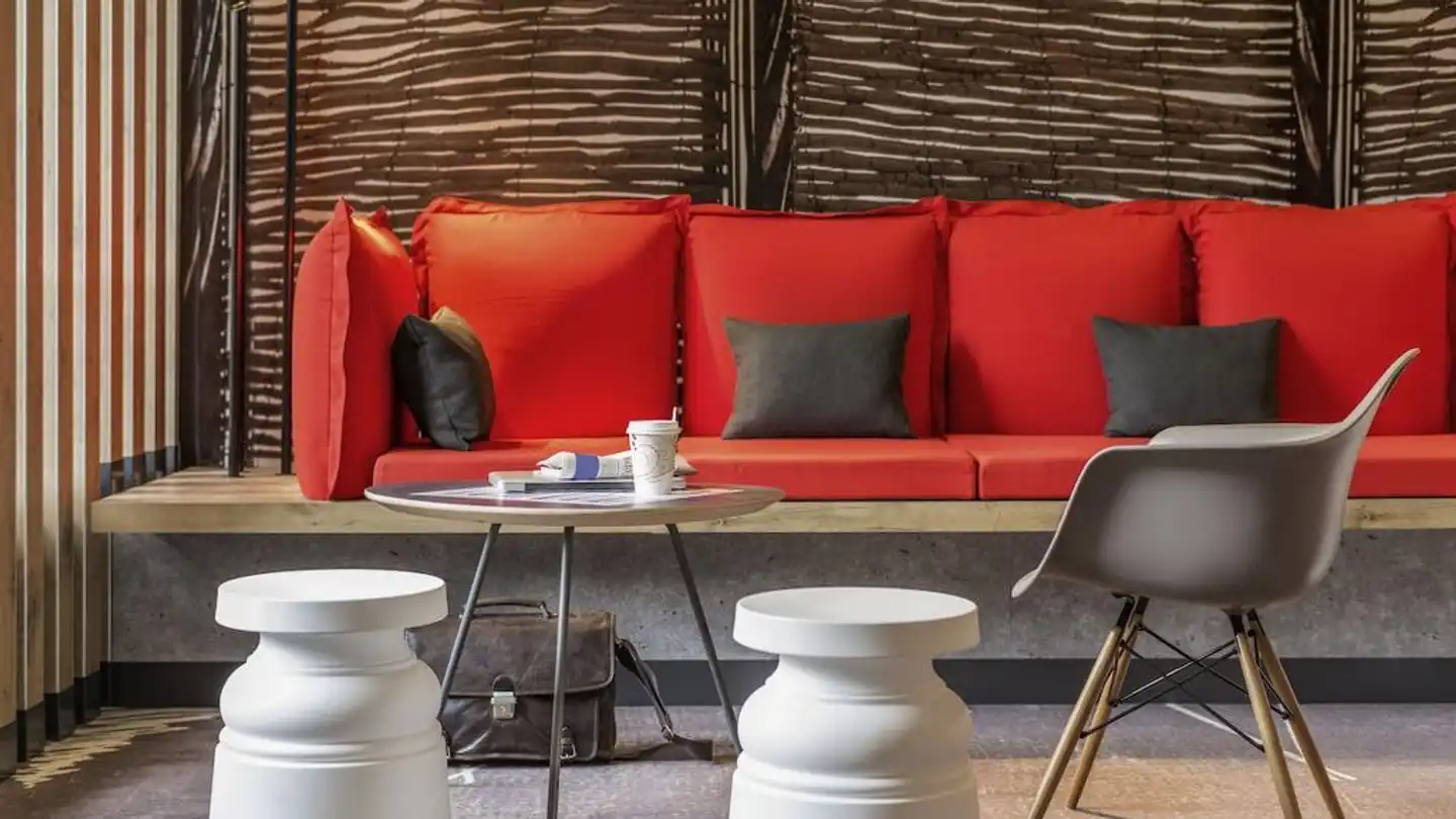 ibis Nantes Centre Tour Bretagne Bar