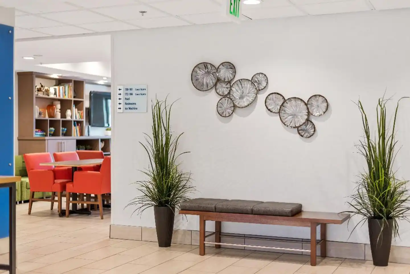 Holiday Inn Express West Valley City Sport und Entertainment