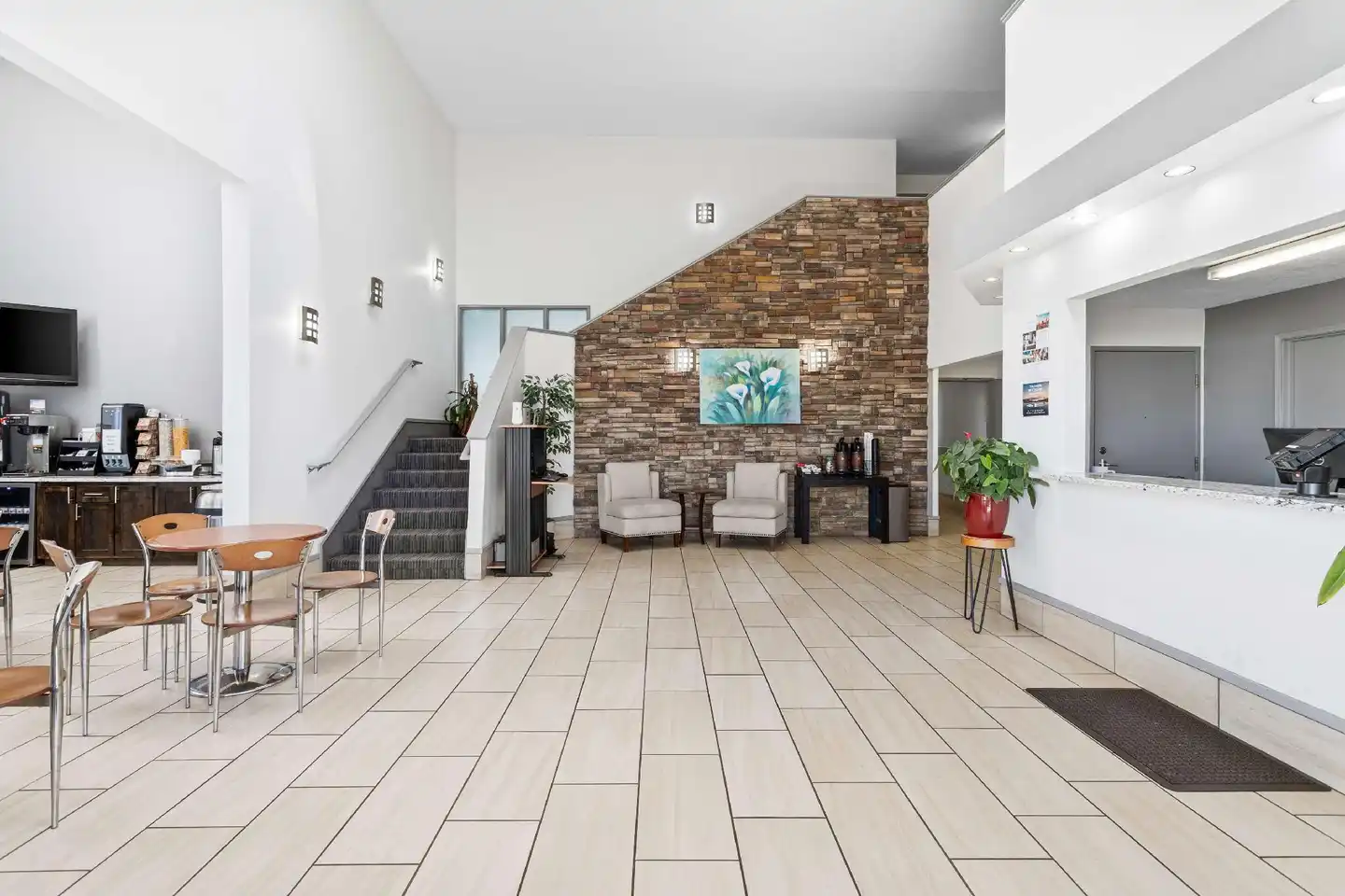 SureStay Hotel By Best Western Albuquerque Midtown Lobby