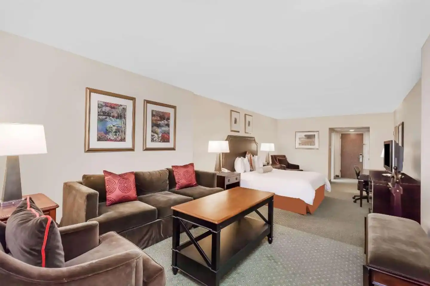 Wyndham Indianapolis West Lobby