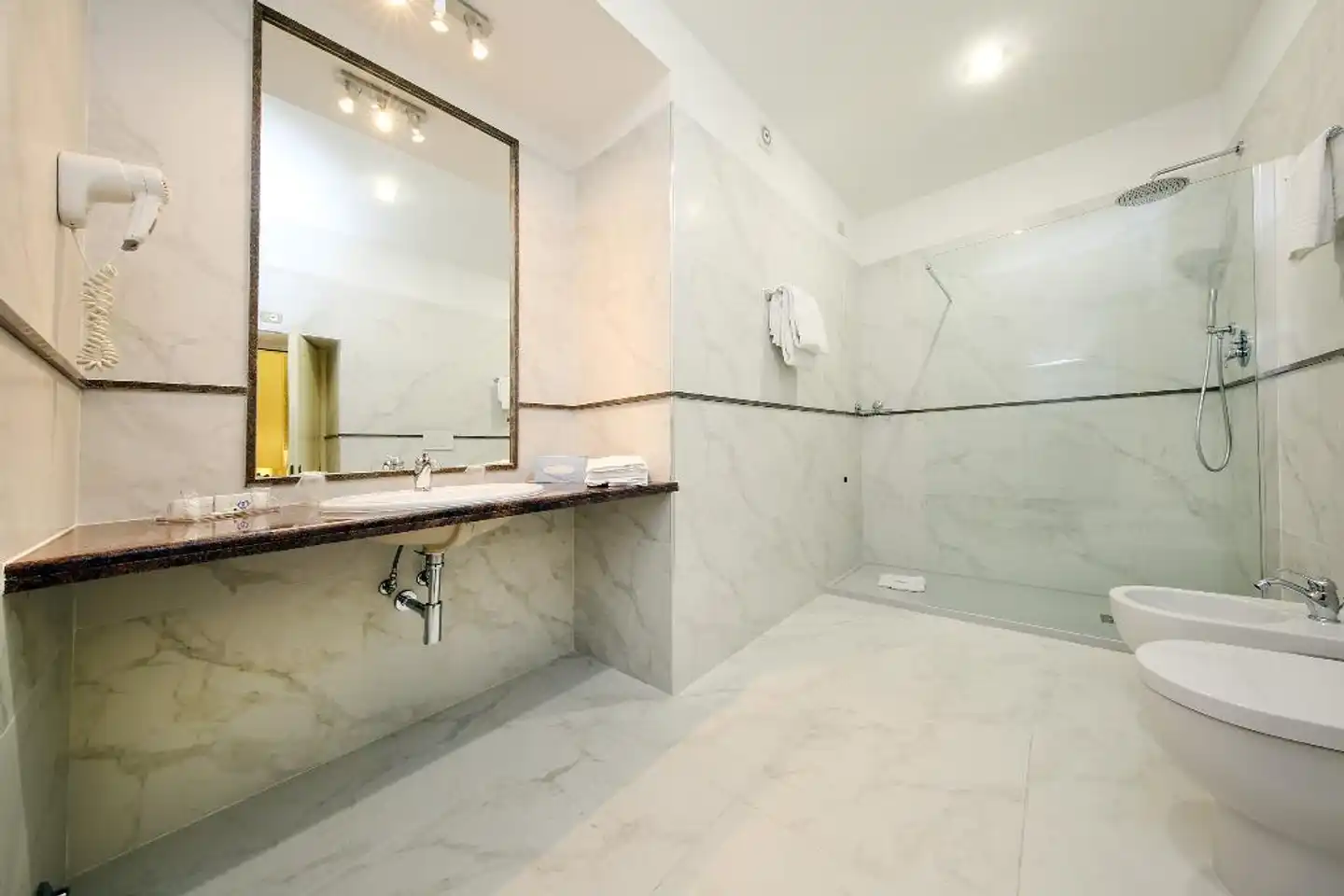 Traiano Badezimmer