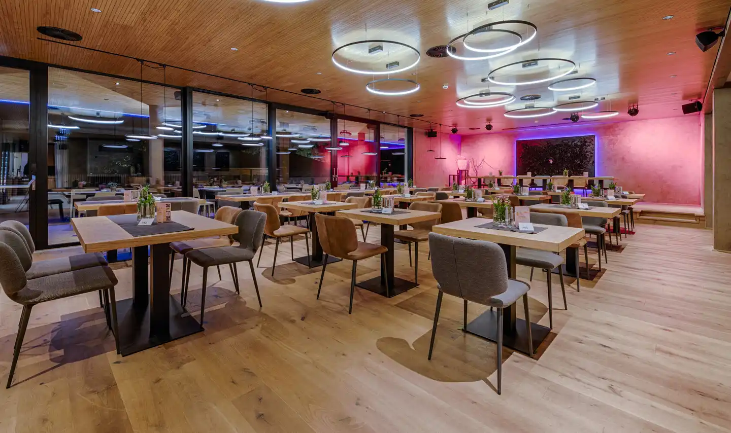 Kosis Sports Lifestyle Hotel Restaurant