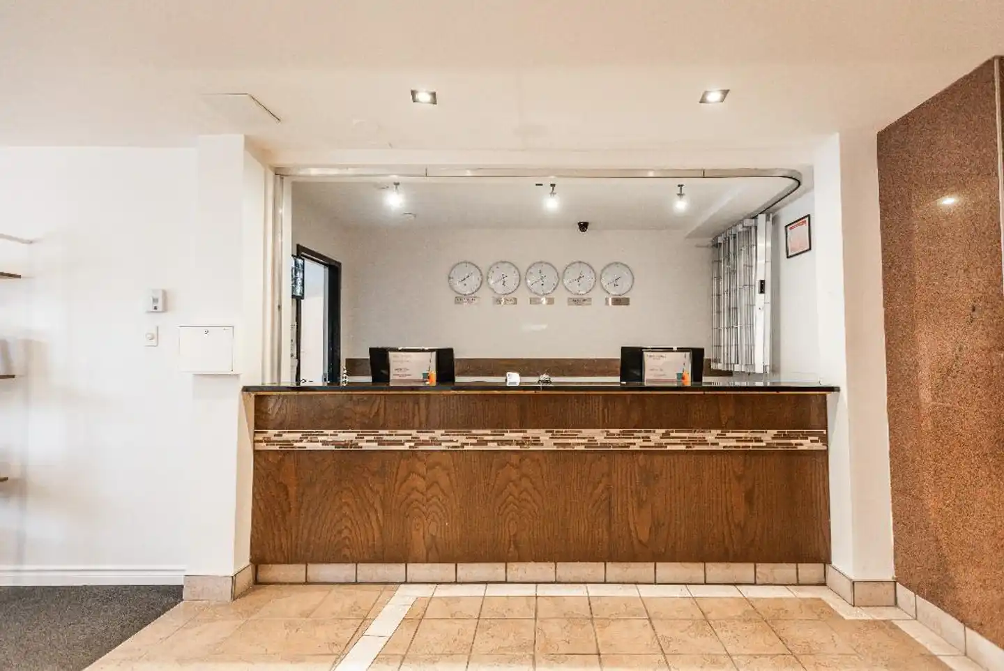 le Roberval Lobby