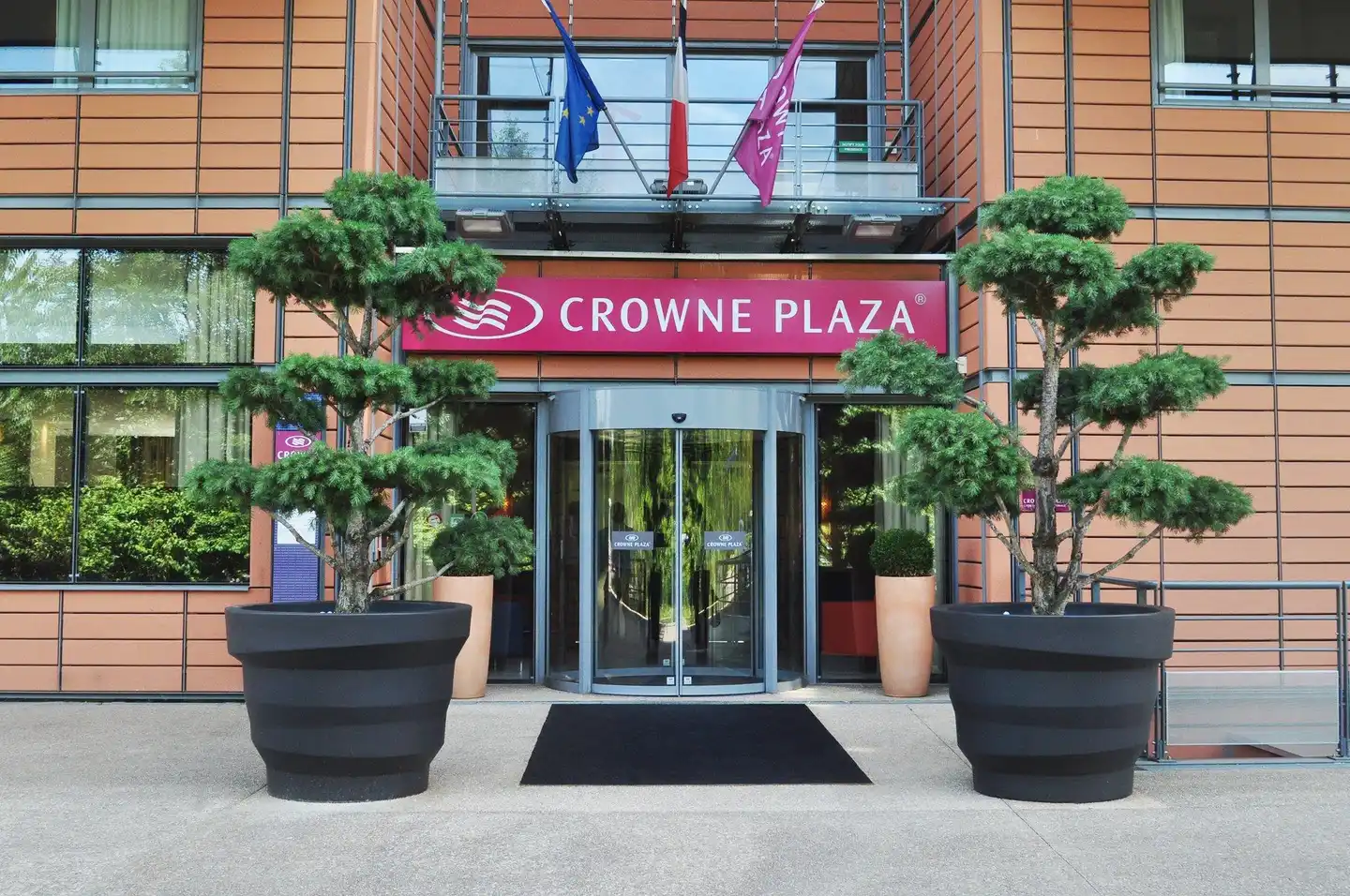 Crowne Plaza Lyon - Cité Internationale Aussenansicht
