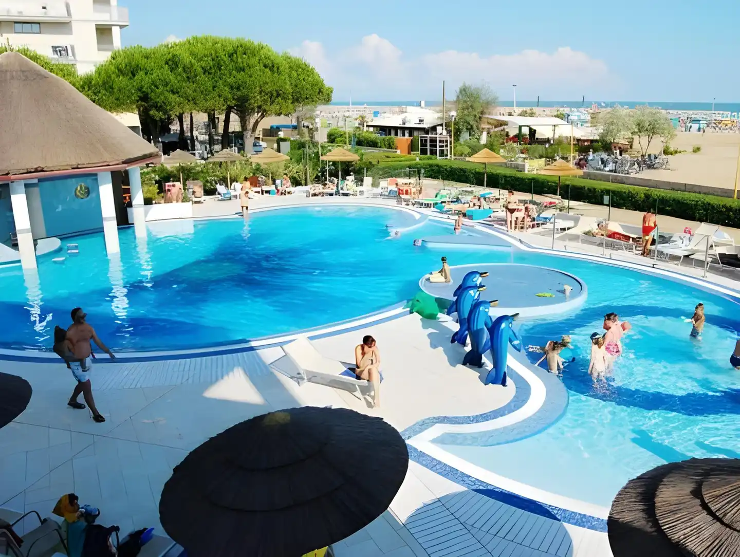 Ashanti Aparthotel Pool