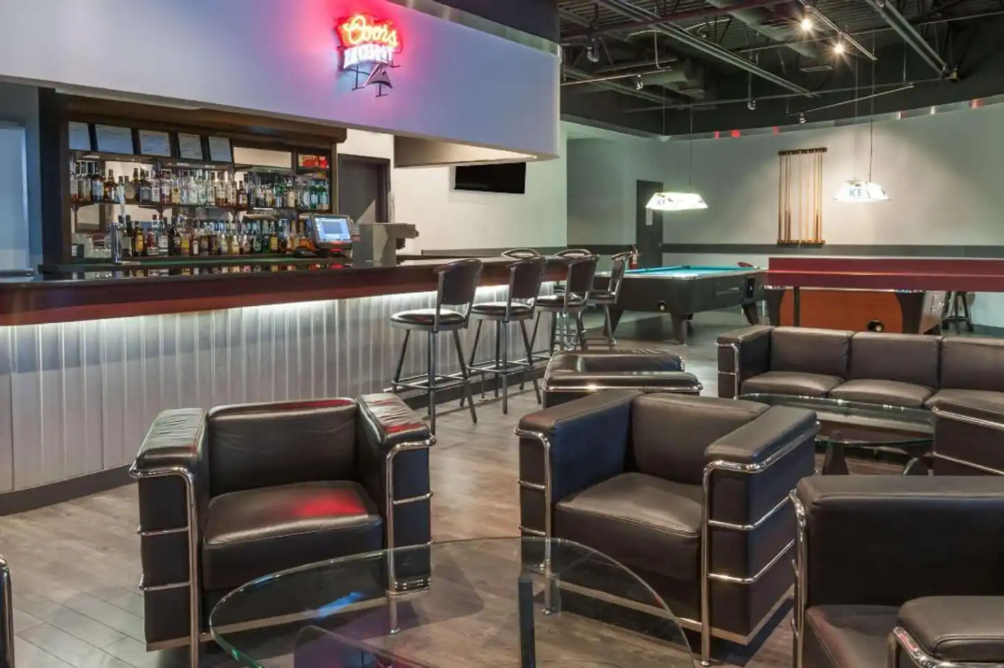 Super 8 by Wyndham Edmonton/West Bar