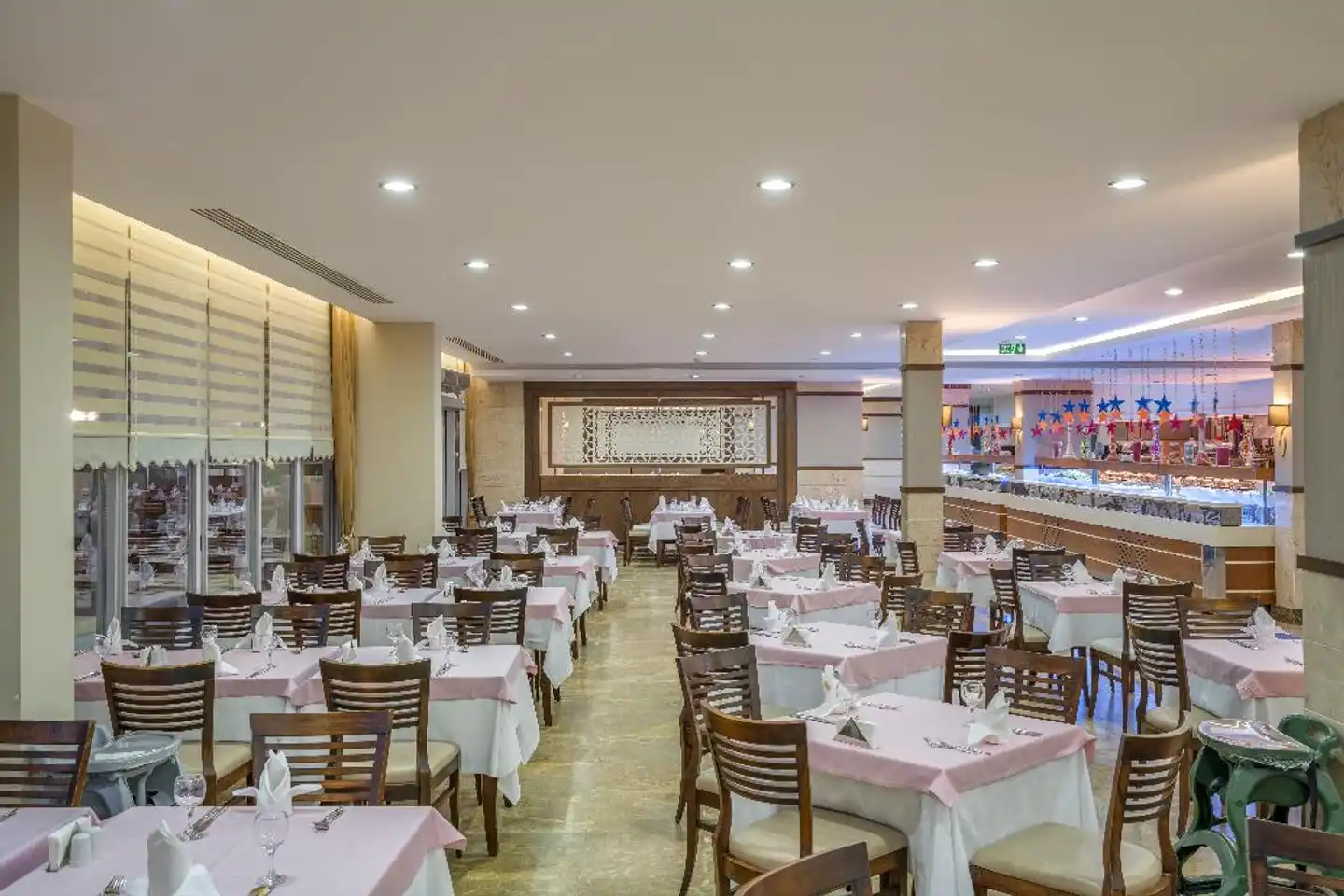 Green Max Hotel Restaurant