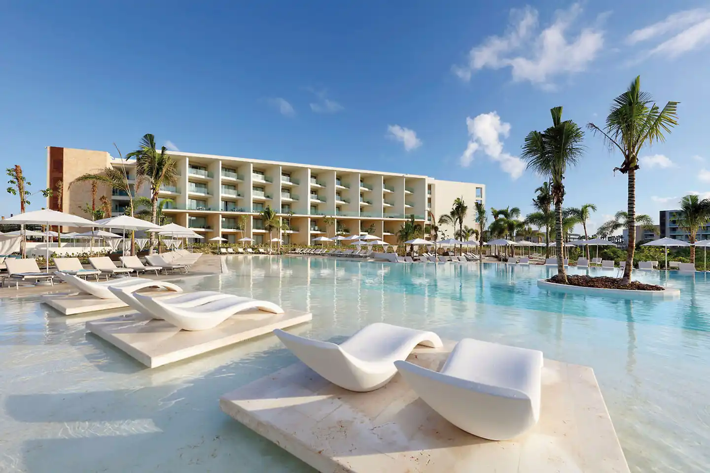 Grand Palladium Select Costa Mujeres Pool