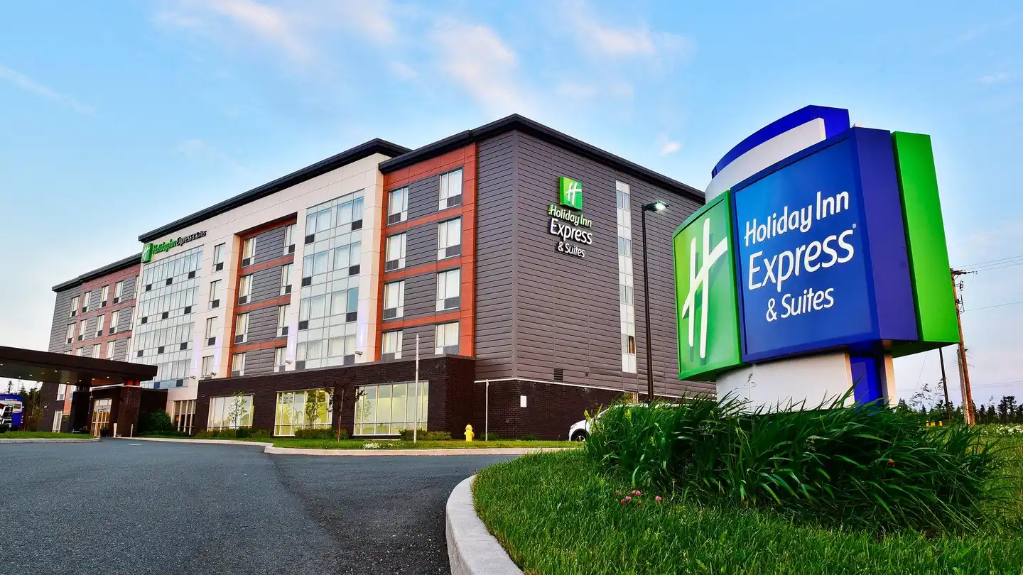Holiday Inn Express & Suites St John's Airport Aussenansicht