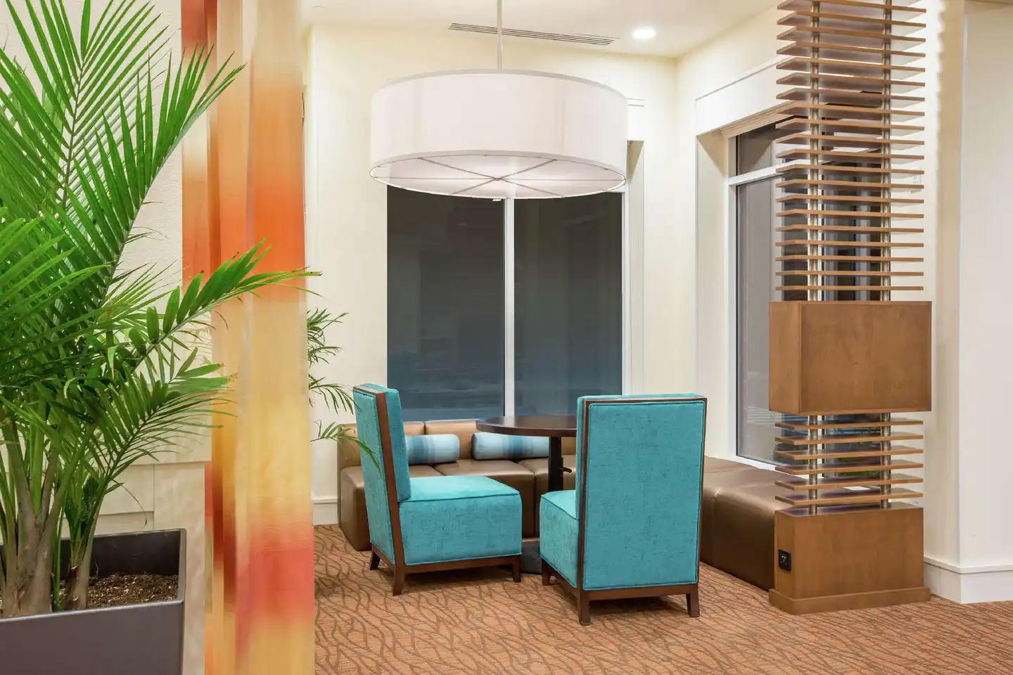Hilton Garden Inn Olympia Lobby