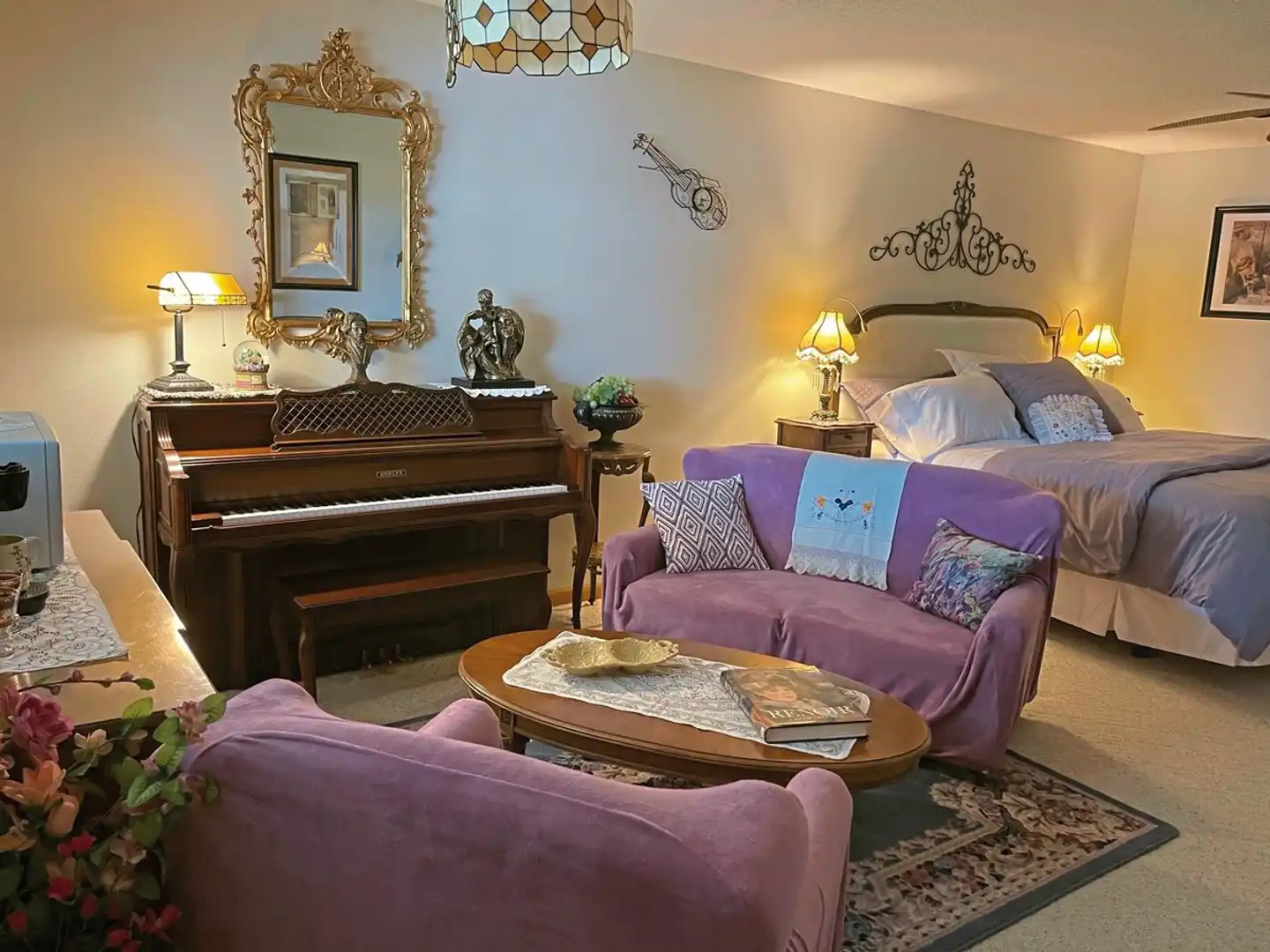 Crystal River Lullaby B&B Lobby