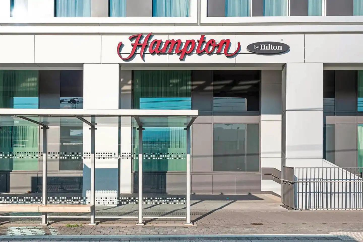 Hampton by Hilton Stuttgart City Centre Aussenansicht