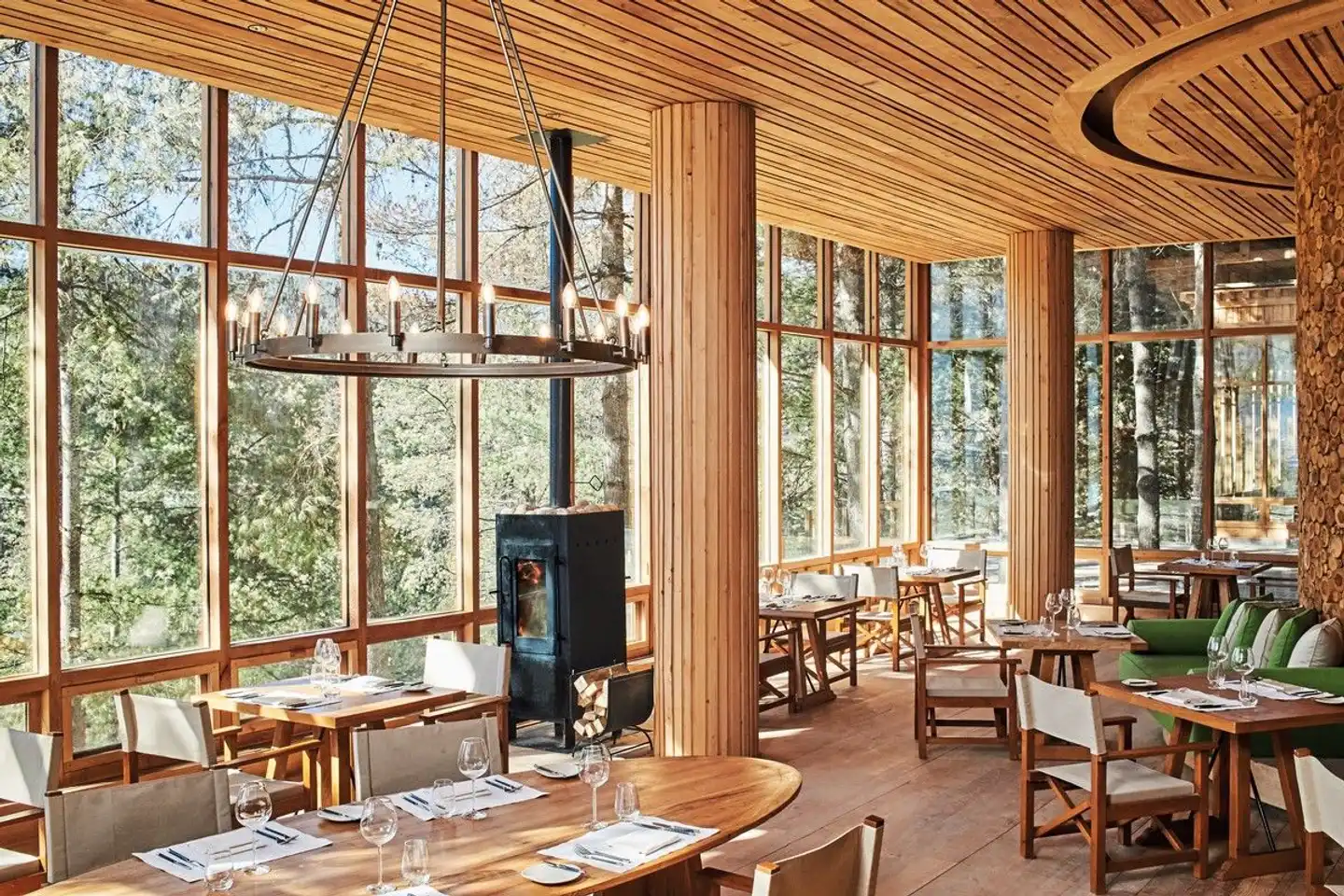 Highlights Bhutans mit Six Senses (11 Nächte) Restaurant