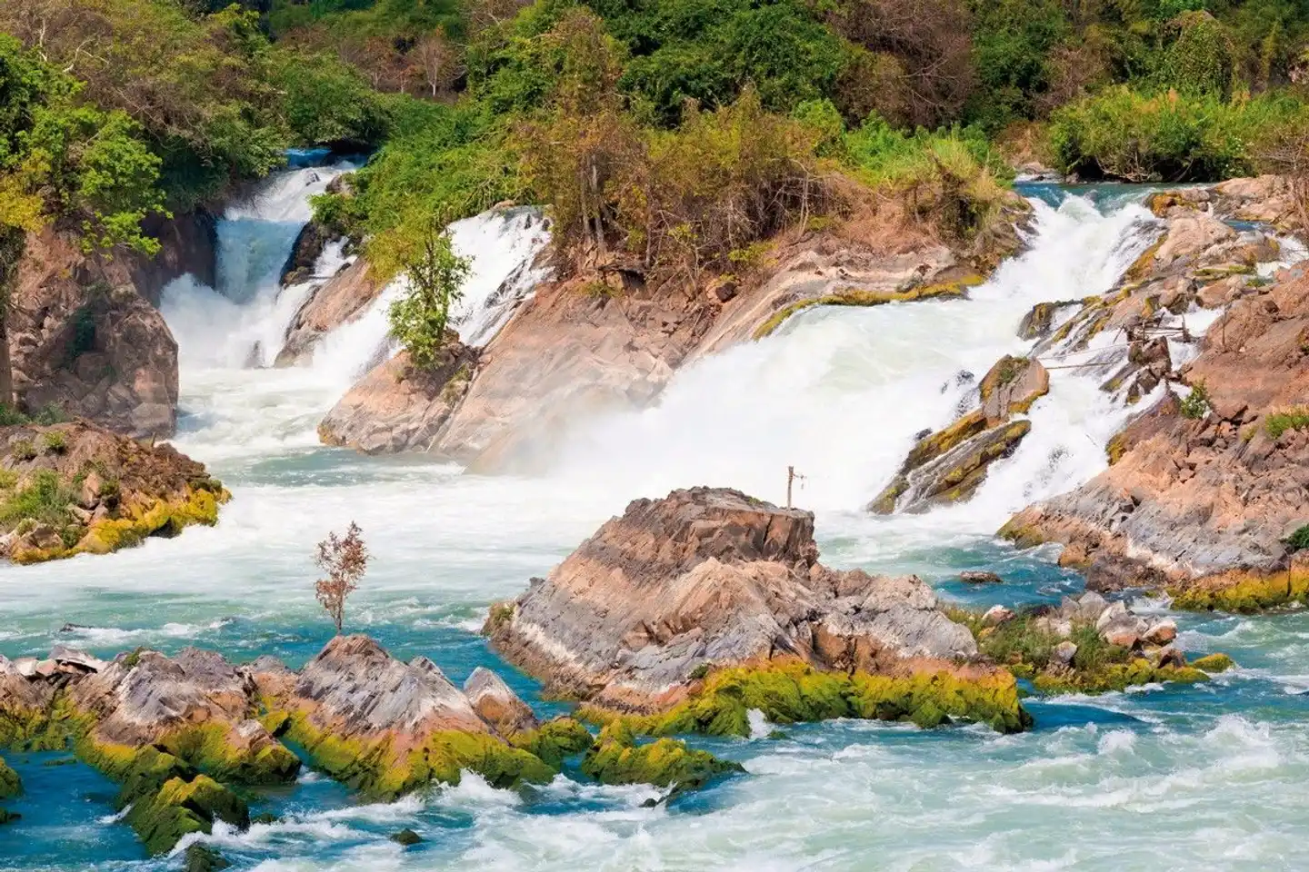 Authentisches Laos - Im tiefen Süden Landschaft