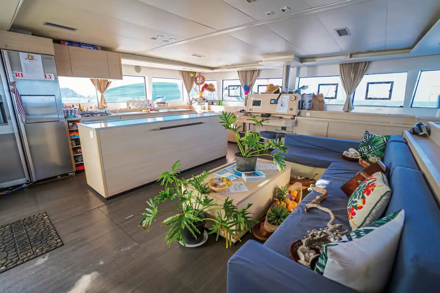Dream Yacht Charter: Bora Bora Dream Lobby