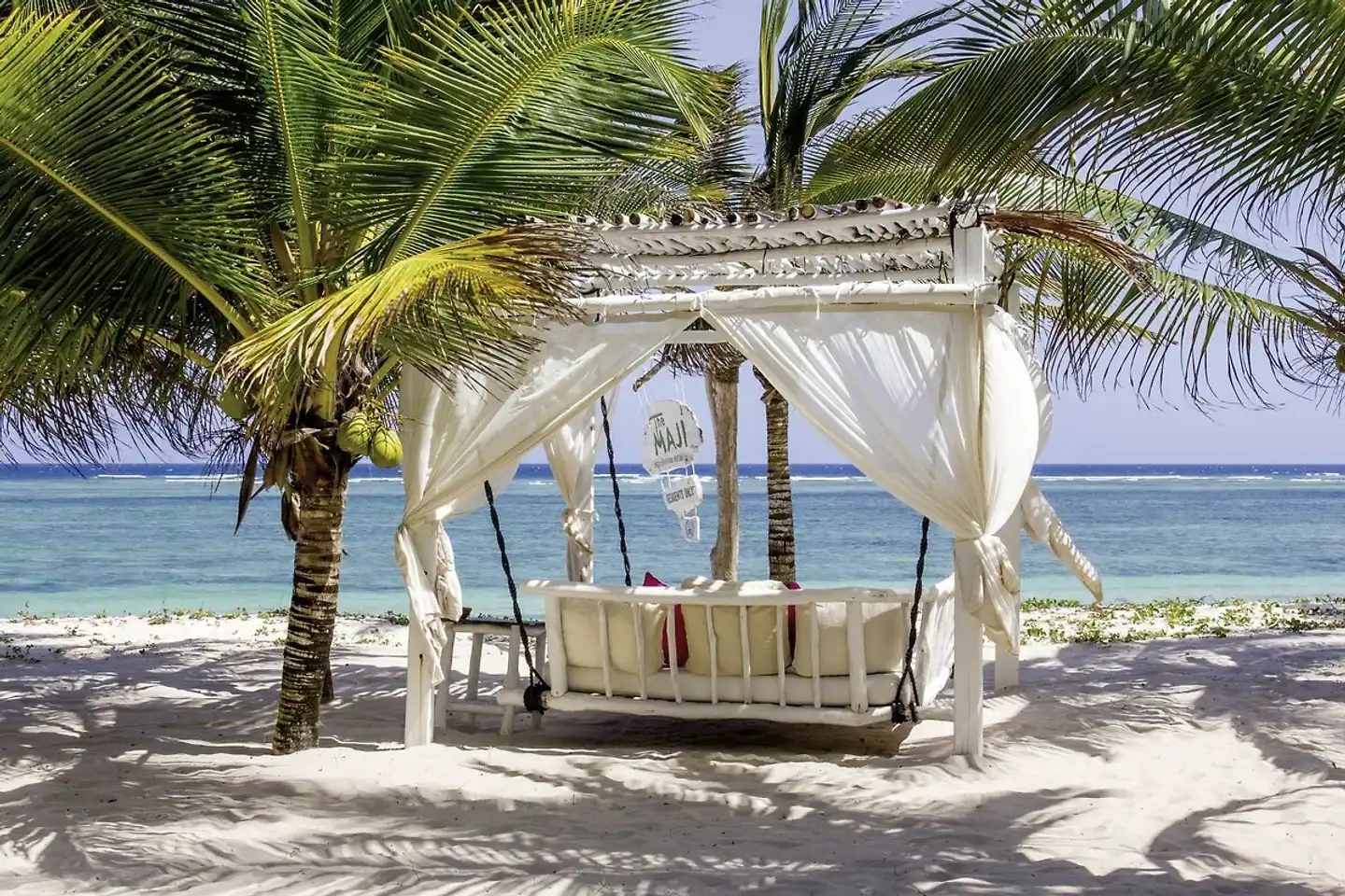 Cottars Camp & The Maji Strand