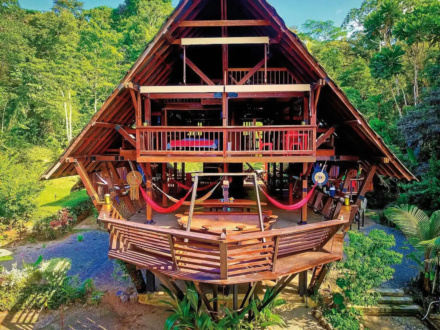 Kolumbiens Pazifikküste - La Kuka Lodge Aussenansicht