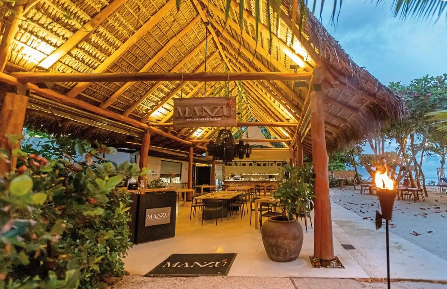 Pura Vida - Luxus & Natur Lobby