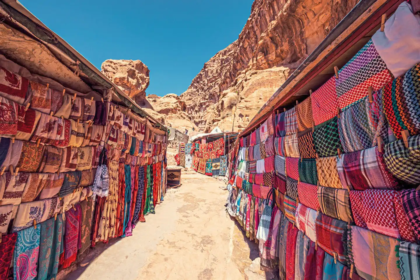 Jordanien: Mosaike, Felsenstätte und heilendes Wasser Sport und Entertainment