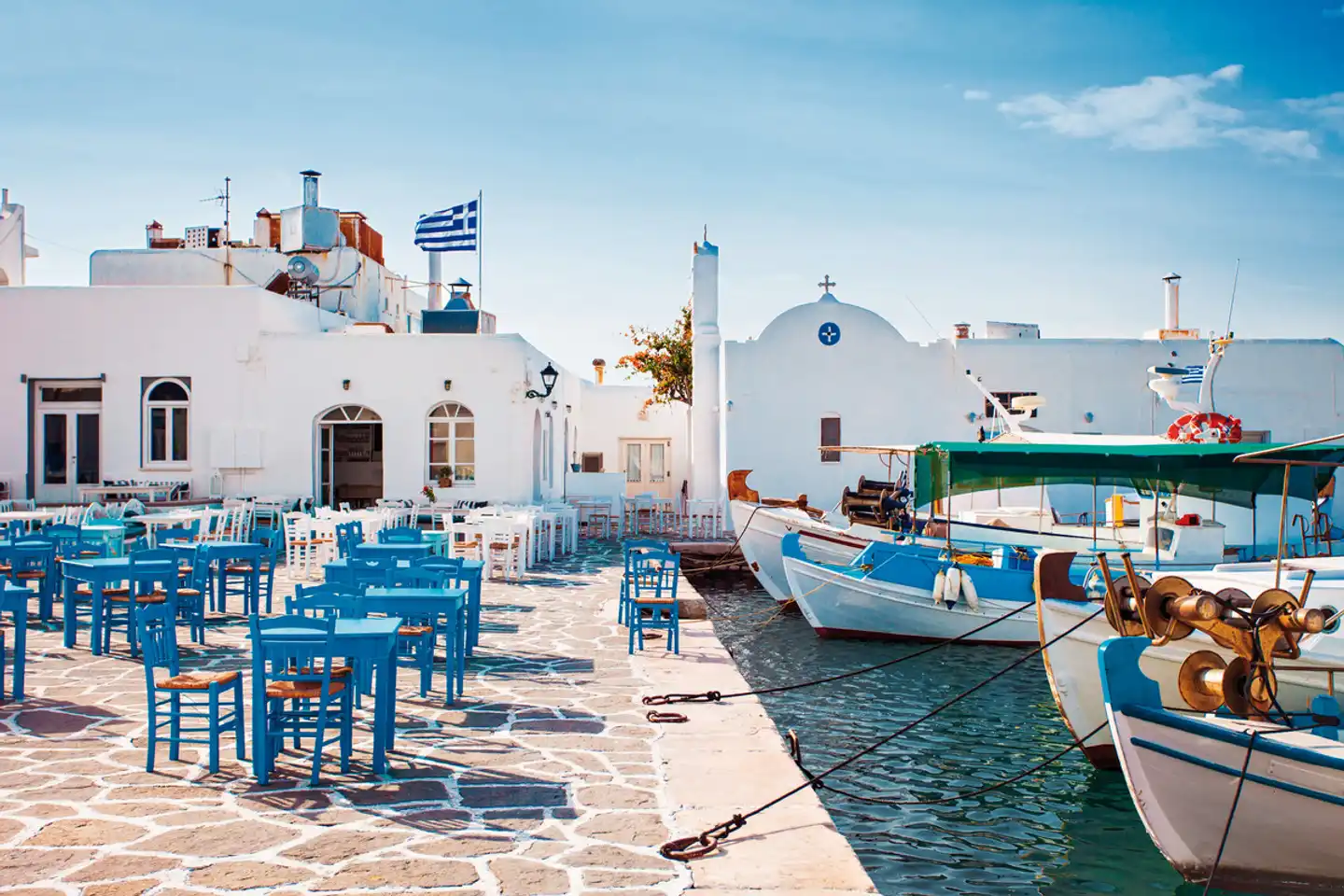 Kykladen Island-Hopping ab Mykonos/bis Santorin Terrasse