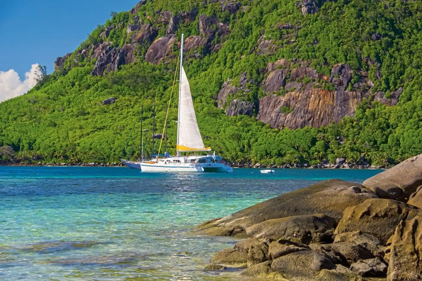 Segeltörn Cocktail Créole (ab/bis Mahé) Landschaft