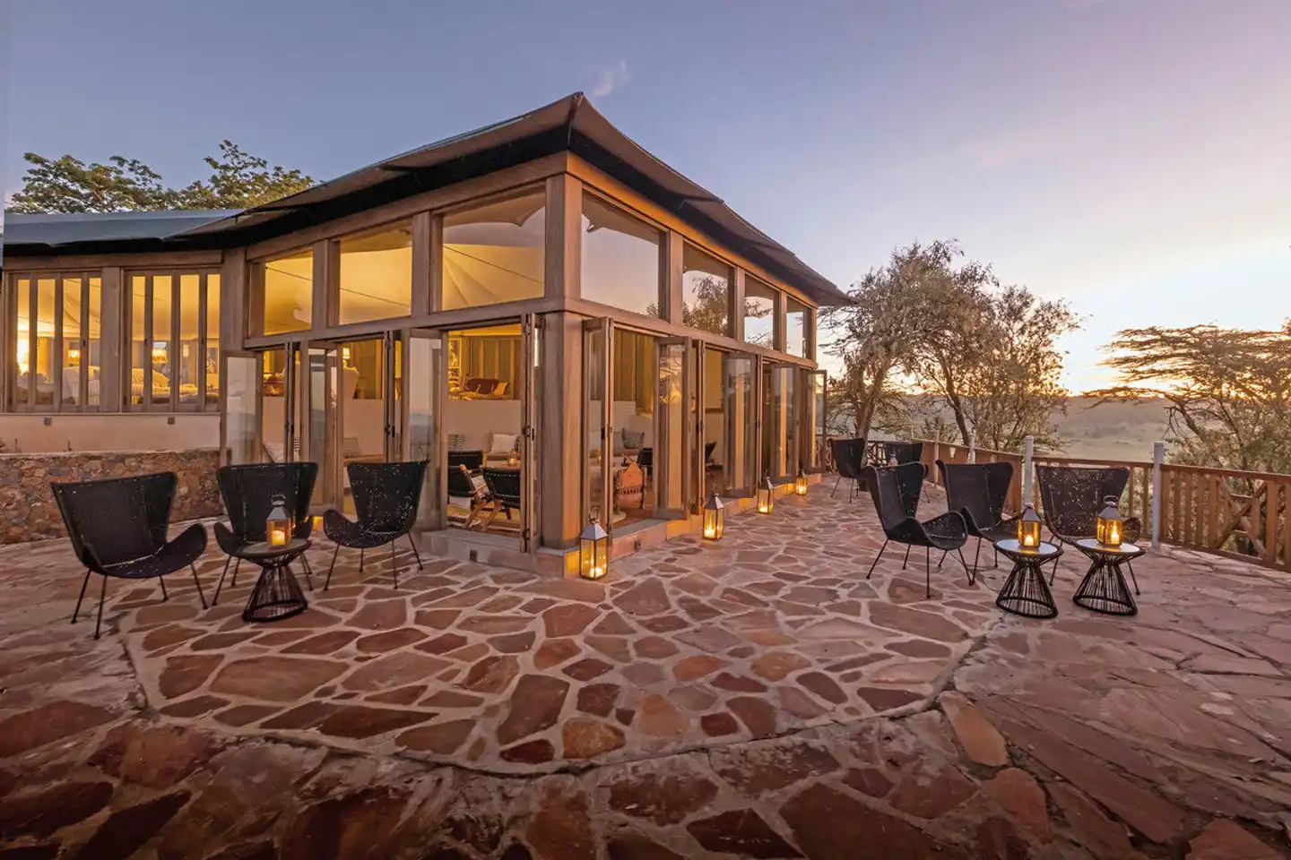 Bush & Beach Safari mit Hemingways Collection Aussenansicht