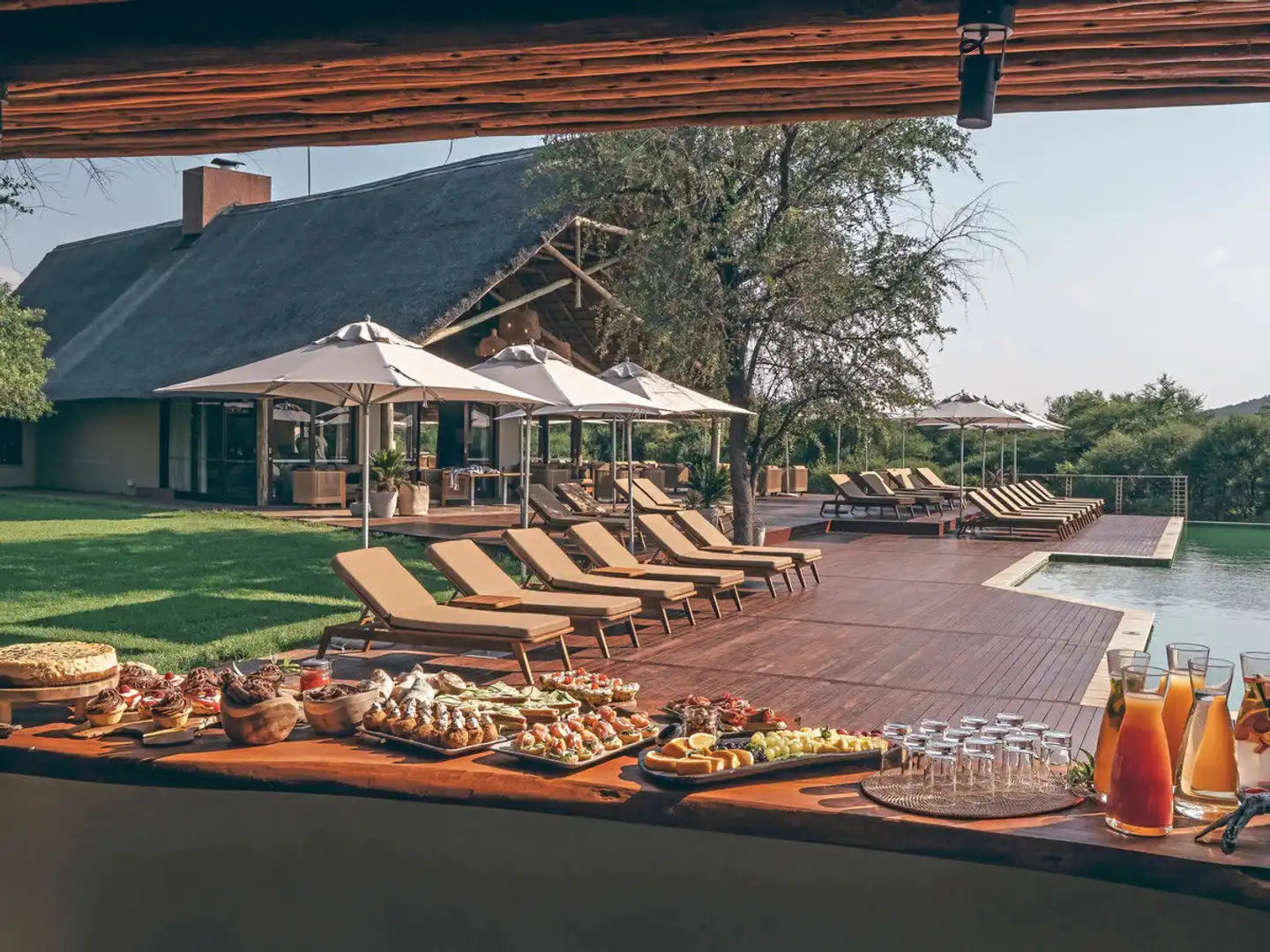 The Saxon & Qwabi Letamo Terrasse