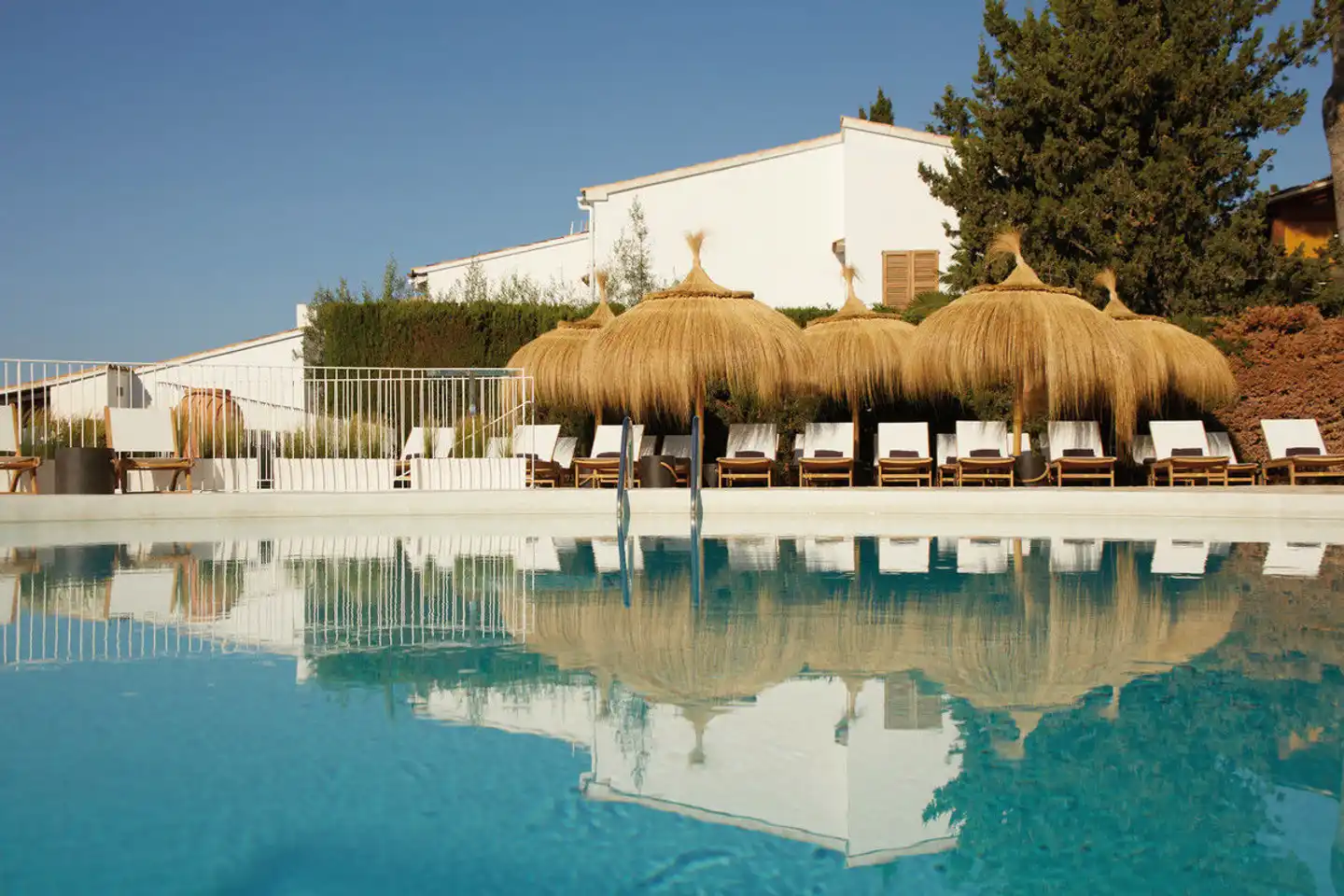 Inmood Aucanada Pool