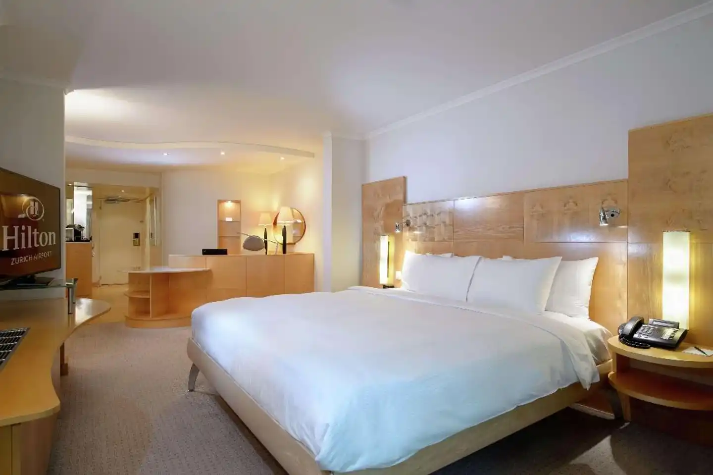 Hilton Zurich Airport Wohnbeispiel