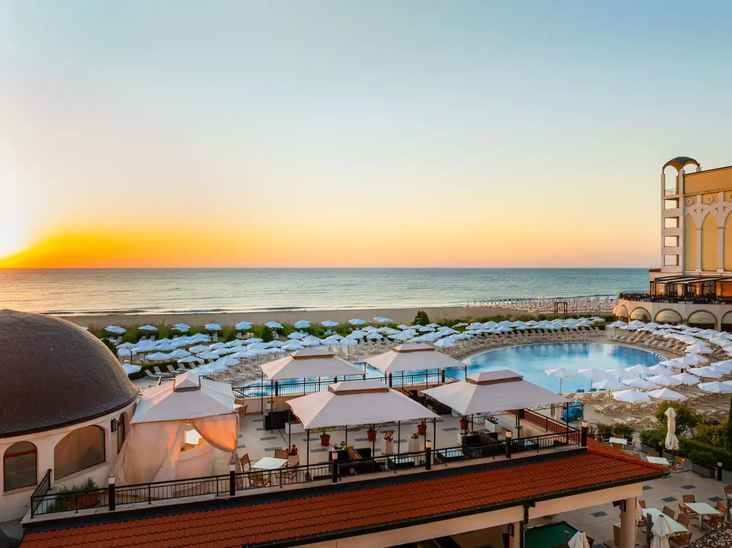 Alua Helios Bay BEACH
