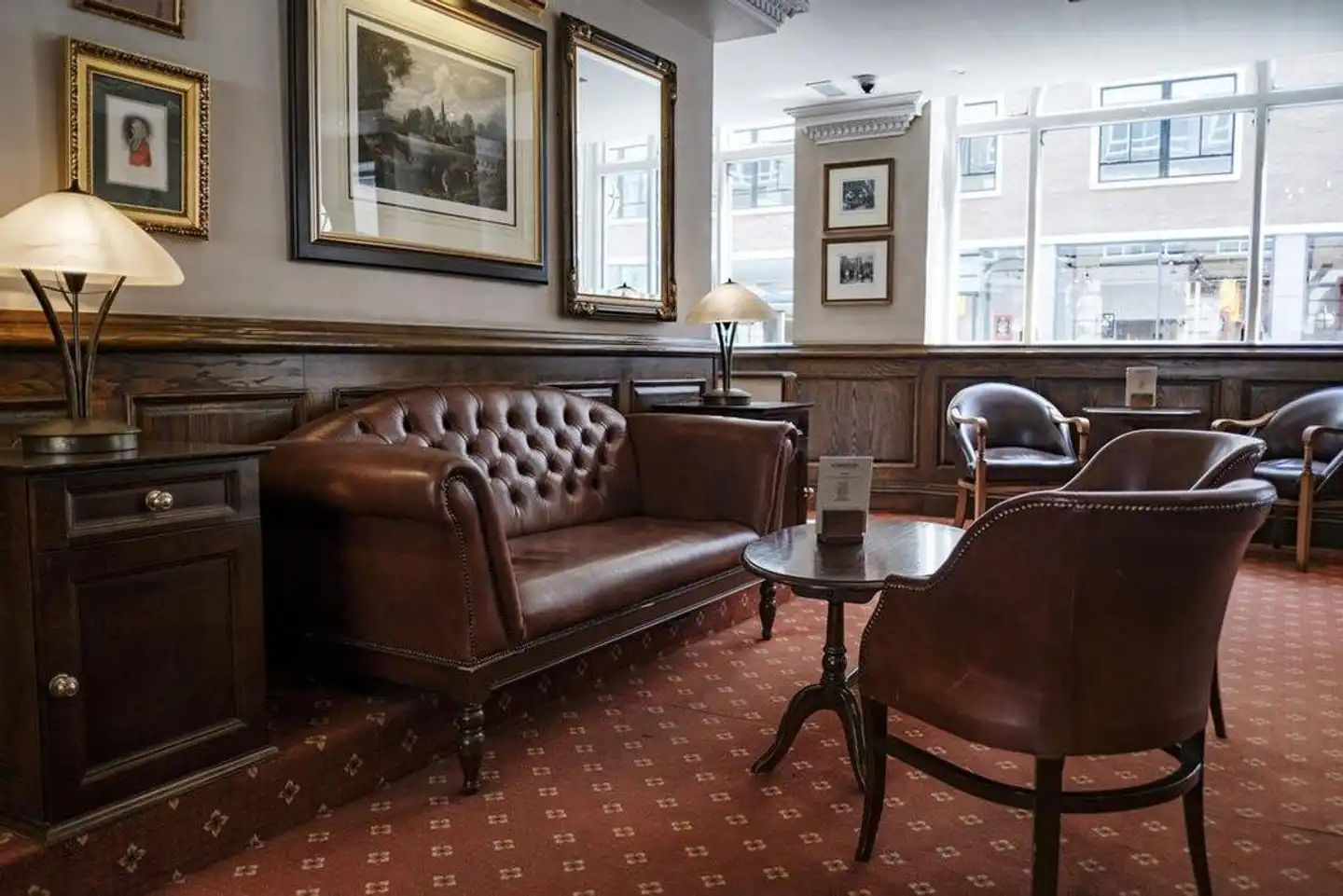 The Chamberlain Hotel, Tower Bridge Lobby