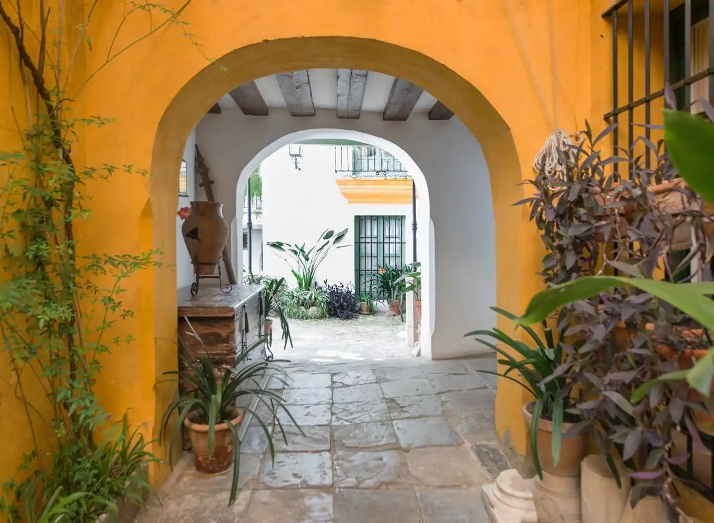 Las Casas de la Judería Lobby