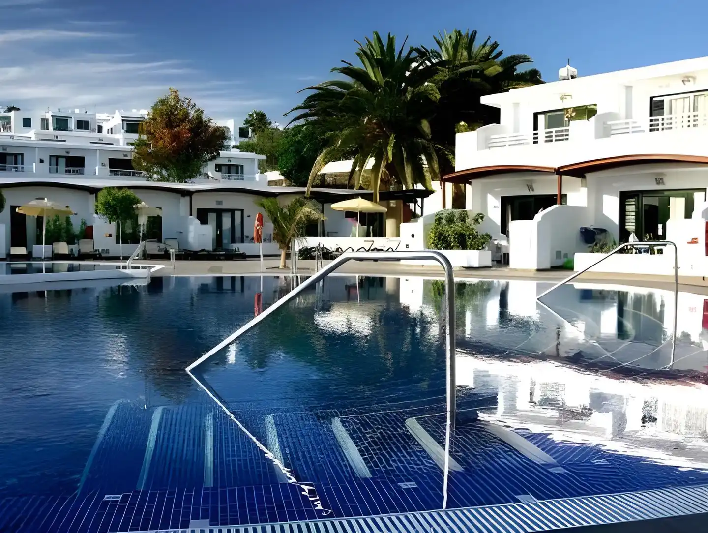 Relaxia Lanzaplaya Apartamentos Pool