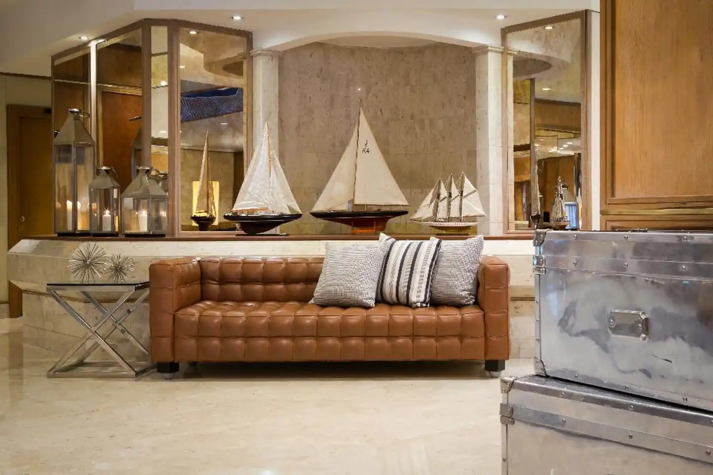 Starhotels President Lobby