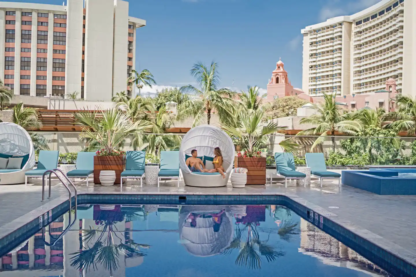 Outrigger Waikiki Beachcomber Pool