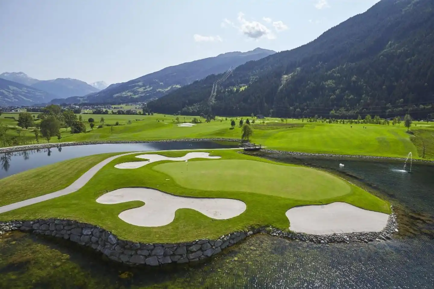 Gartenhotel CRYSTAL Sport und Entertainment