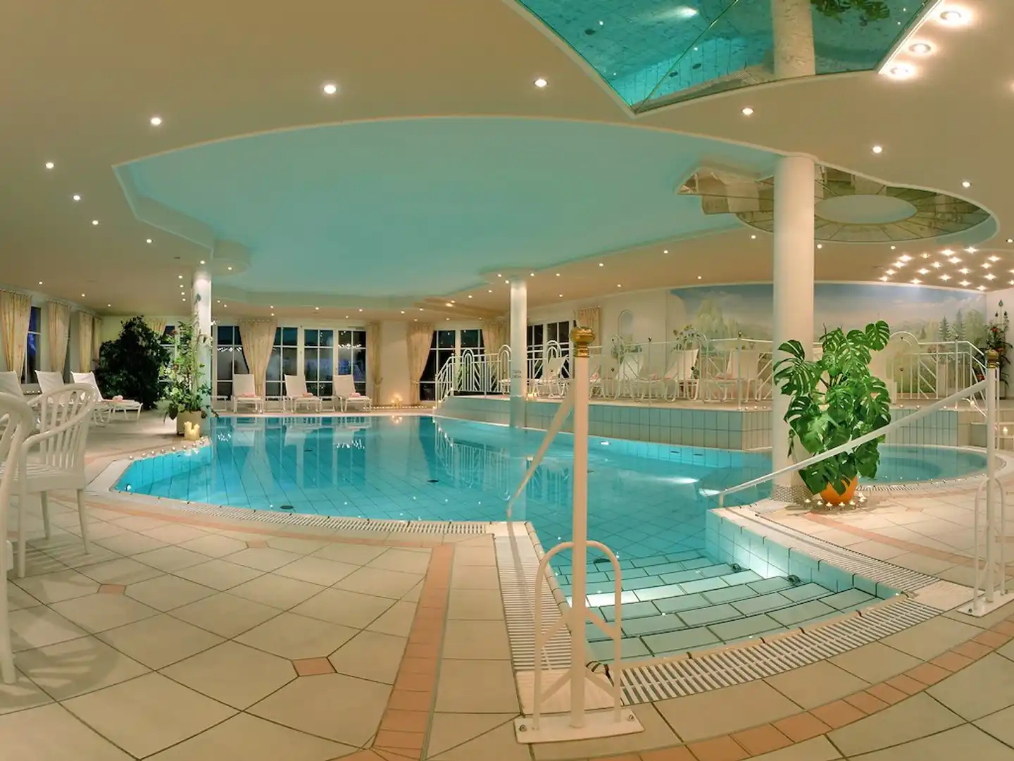 Sonnenhotel Zum Stern Hallenbad