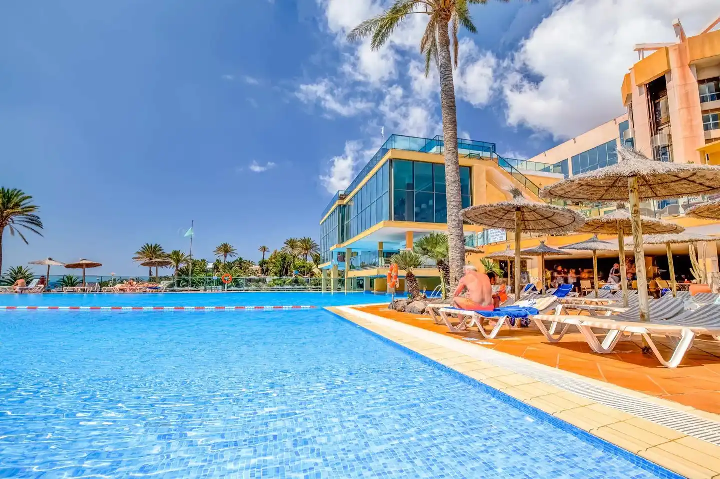 SBH Club Paraiso Playa POOL
