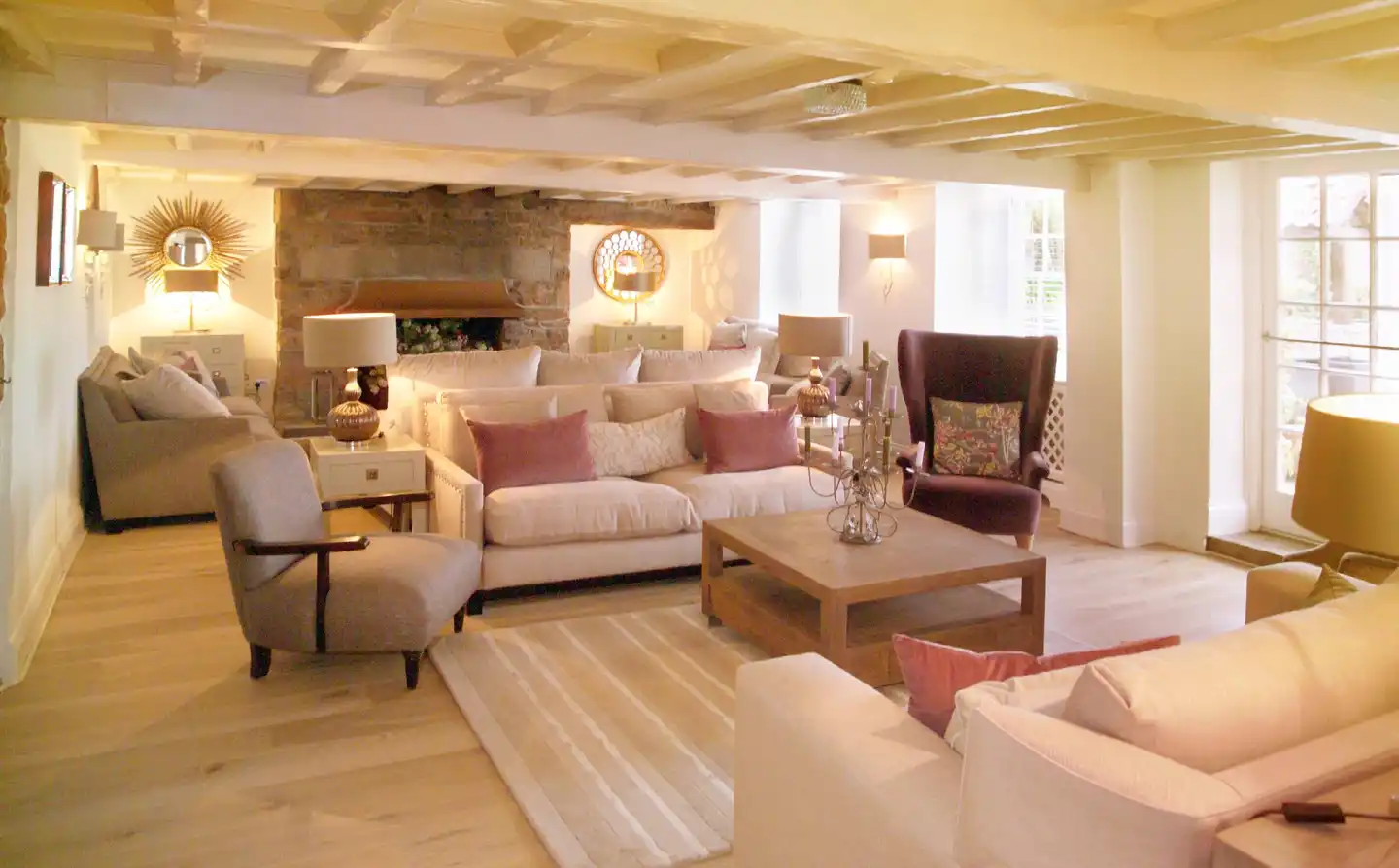 Hotel La Place Lobby