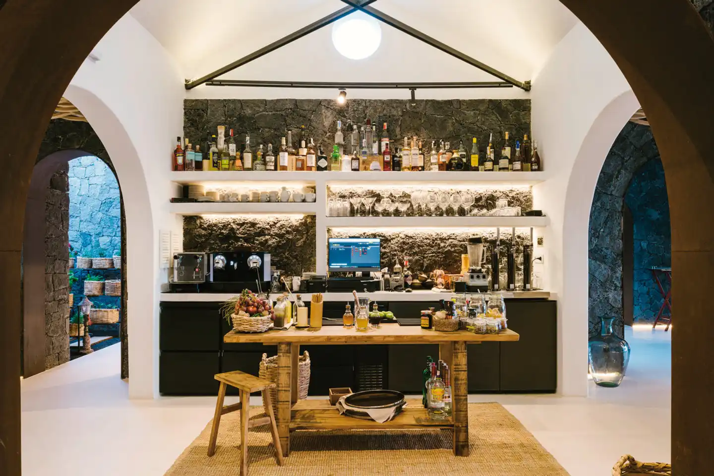 Kamezi Boutique Villas Bar