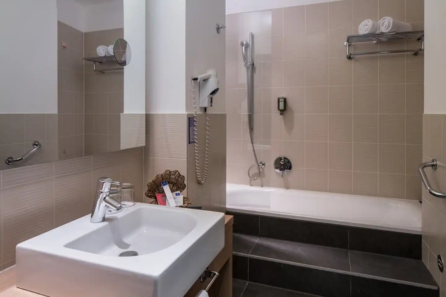 Falkensteiner Hotel Maria Prag Badezimmer