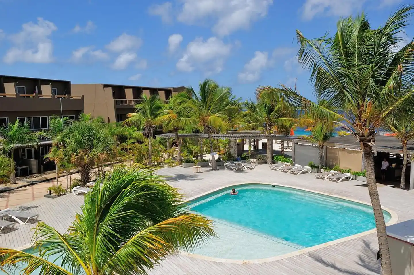 Eden Beach Resort - Bonaire Pool
