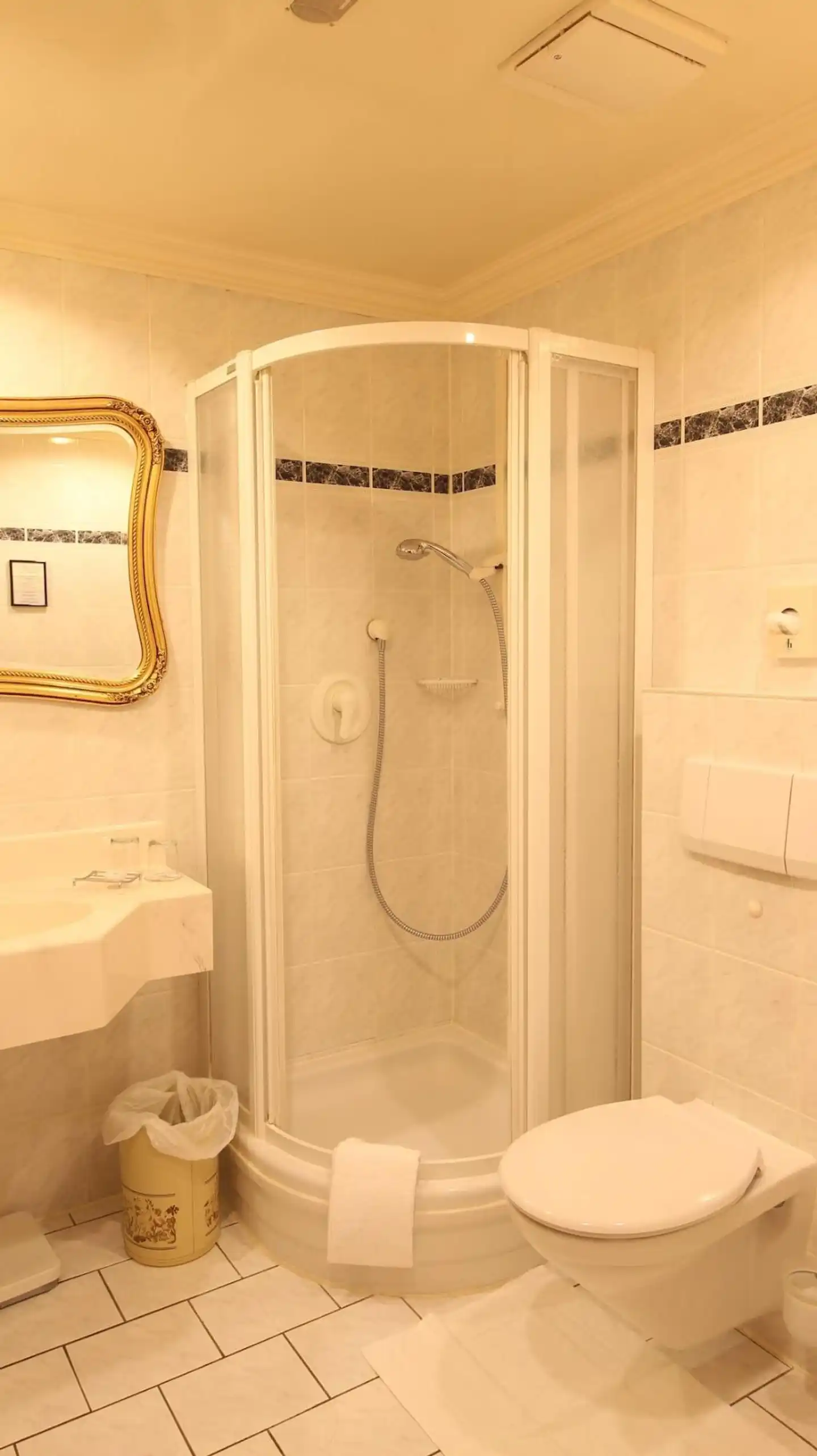 Hotel Strandperle Badezimmer