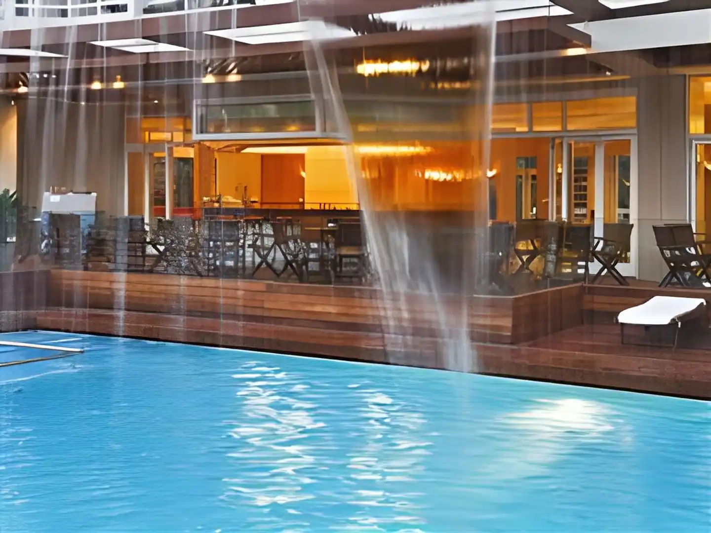 Athineon Hallenbad